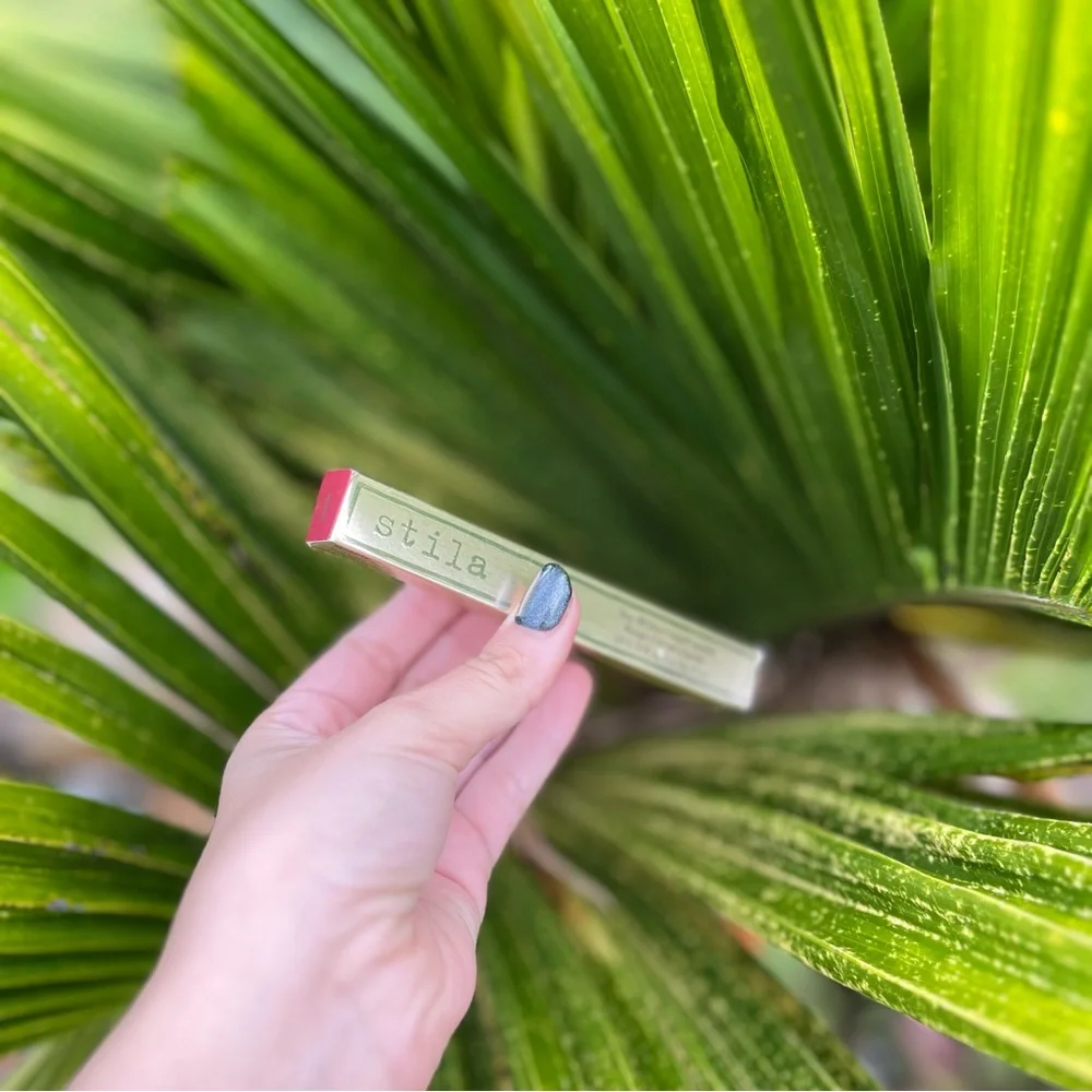 BNIB Stila Liquid Lipstick • Sirena